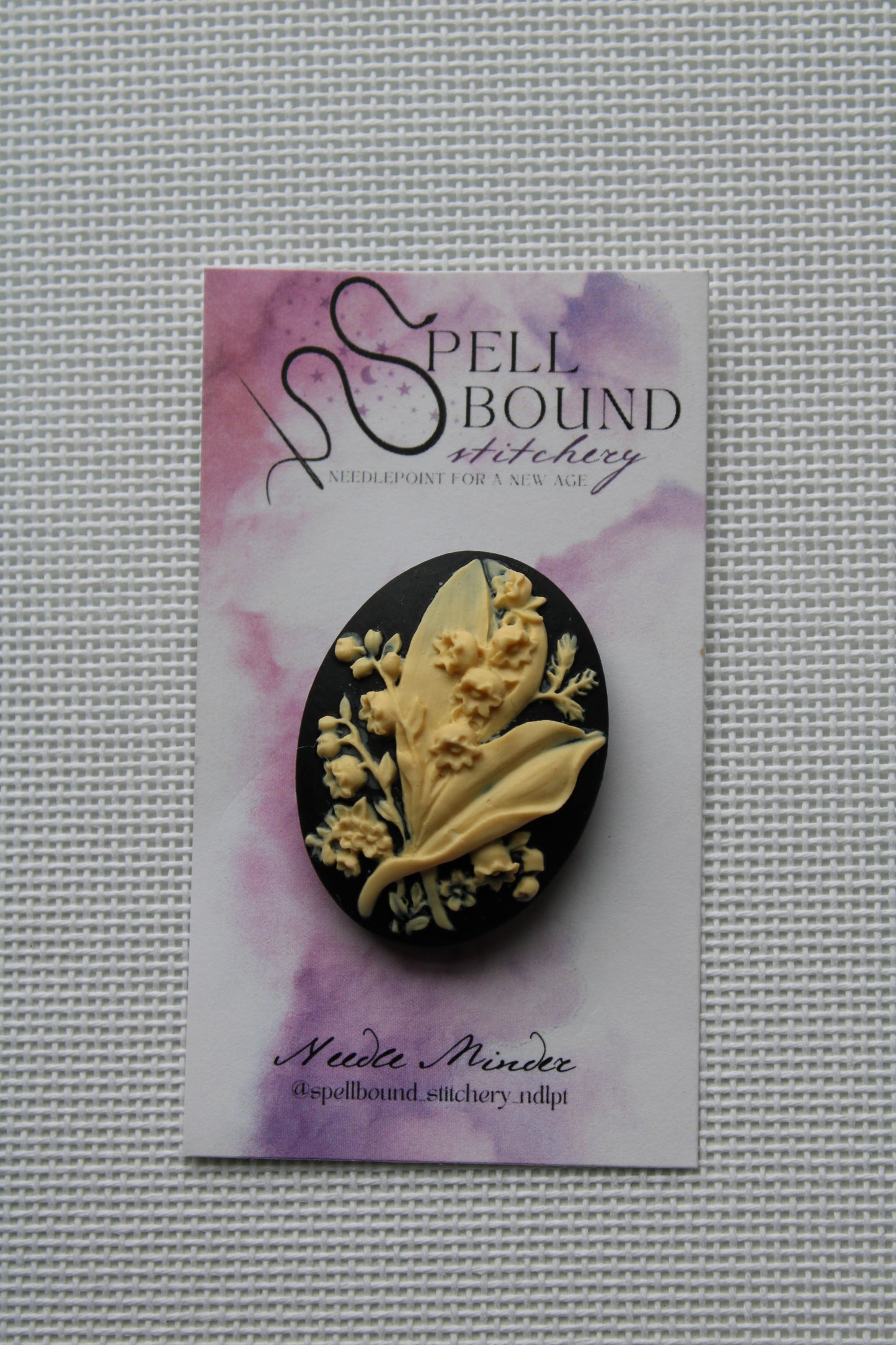 Lily of the Valley Cameo Needleminder